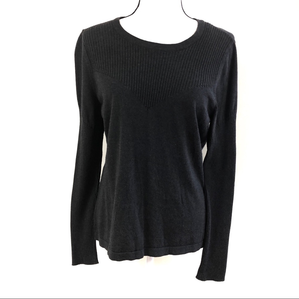 4/$25 Vince Camuto large gray long sleeve sweater